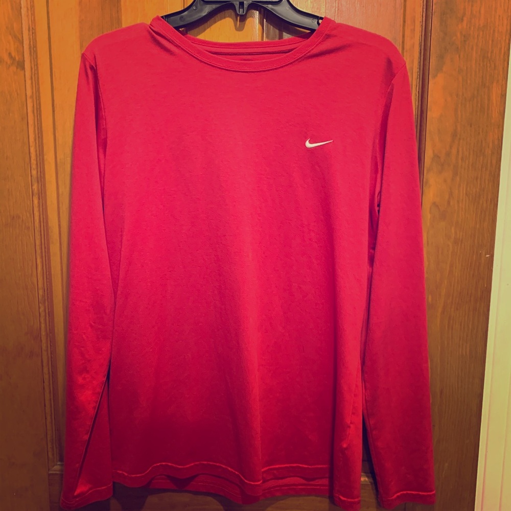 Nike long sleeve drifit shirt